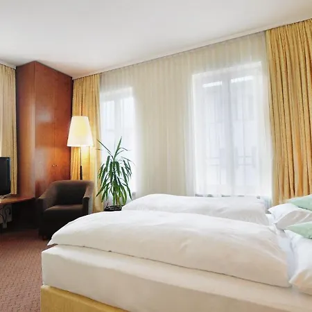Hansa Hotel