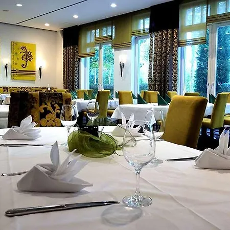 Hansa Hotel 4*