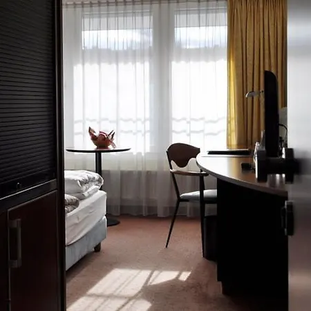 Ξενοδοχείο Hansa 4*