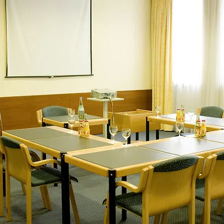 Hansa Hotel